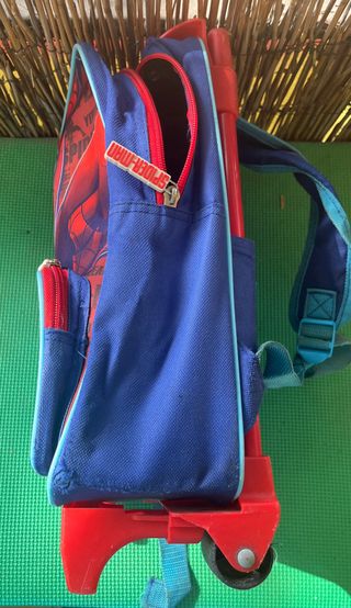 Mochila Spiderman con ruedas para niño