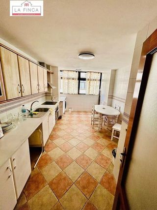 Piso en venta en Girón - Las Delicias - Tabacalera en Málaga