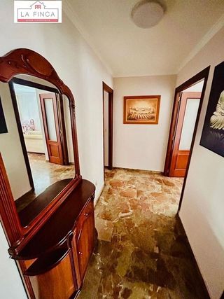 Piso en venta en Girón - Las Delicias - Tabacalera en Málaga