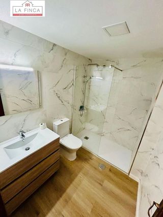 Piso en venta en Girón - Las Delicias - Tabacalera en Málaga