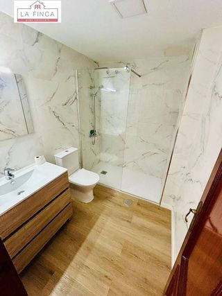 Piso en venta en Girón - Las Delicias - Tabacalera en Málaga