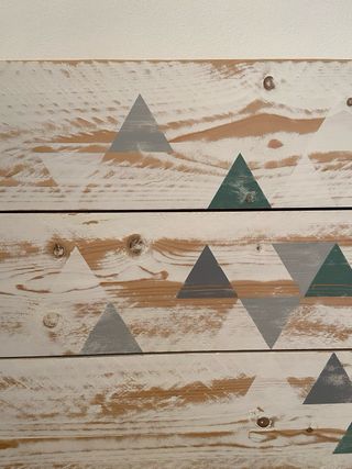 Cabecero de madera rústico multicolor