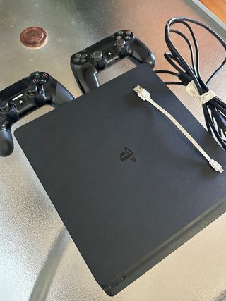PS4 Slim Sony Negra