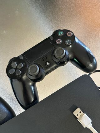 PS4 Slim Sony Negra