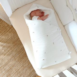 Saco bebé capazo o cuna (rosa, mirar descripción)