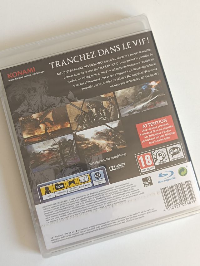 Metal Gear Rising: Revengeance PS3 Precintado