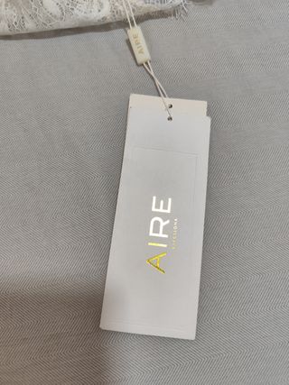 Chaquetilla encaje pedrería Aire Barcelona