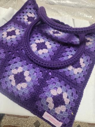 Borse confezionate a mano ad  uncinetto