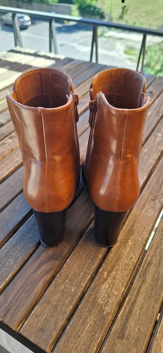 Stivali in pelle cuoio marrone