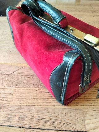 Maletín vintage granate