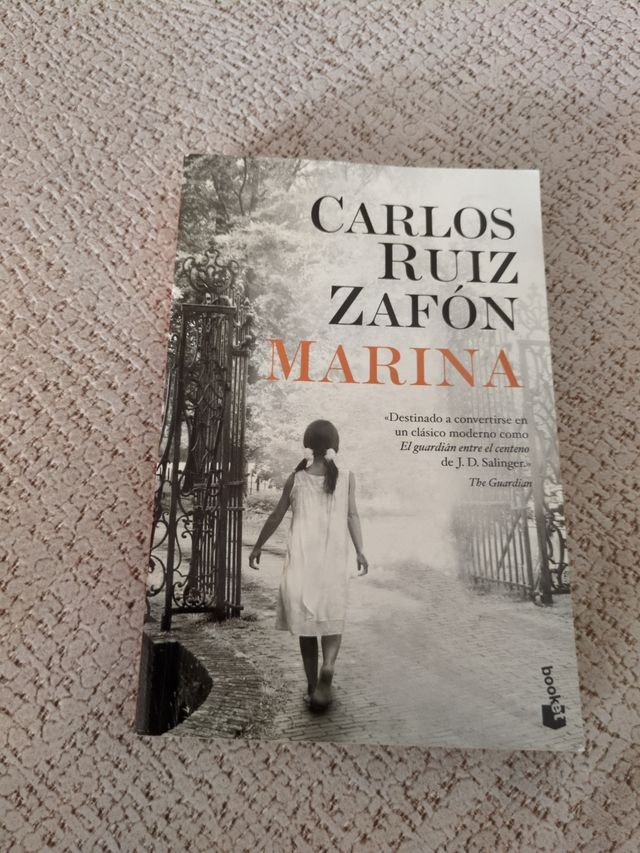Marina (Spanish Edition)