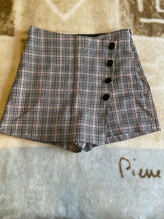 Falda pantalón cuadros gris y rosa