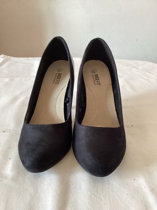 Zapatos de tacón negros Widefit Talla 40/ 41