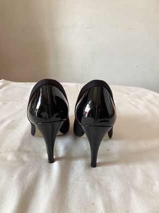 Zapatos de tacón negros Widefit Talla 40/ 41