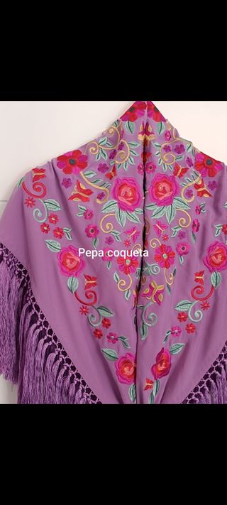 Mantoncillo bordado lila mujer 