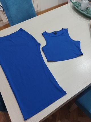Conjunto SHEIN falda larga y top azul