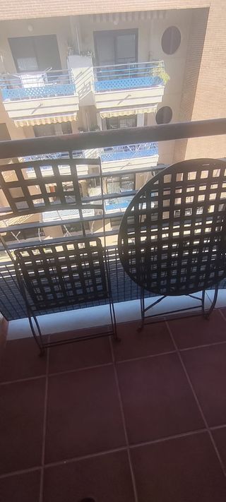 Mesa y Silla de Terraza Metálica Negra