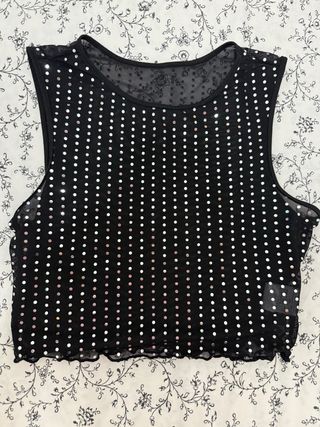 Top transparente con lentejuelas