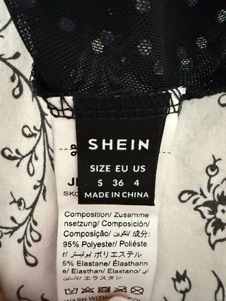 Top transparente con lentejuelas