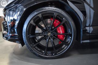Lamborghini Urus 2021