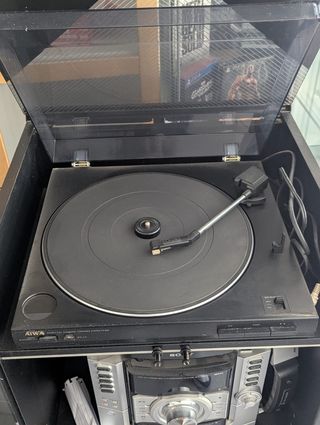 Equipo Sony HCD-RG290 con Mueble