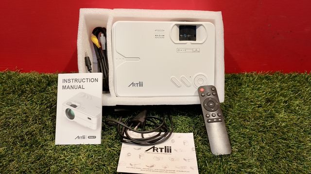 PROJECTOR BLUETOOTH. 2ª OPORTUNIDADE