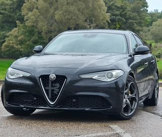 Logo Alfa Romeo Giulia