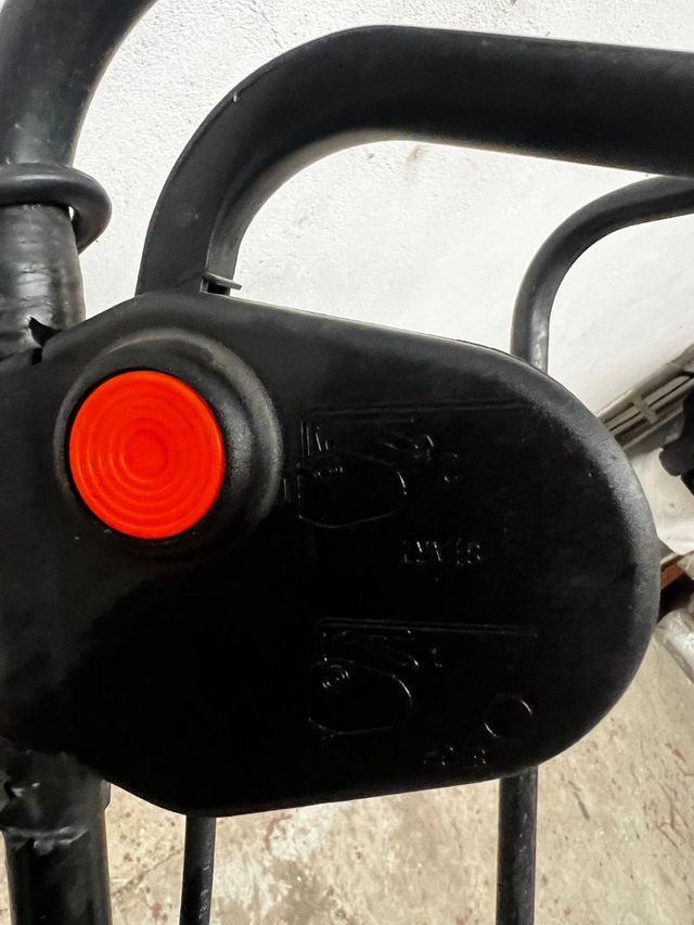 Cortacésped Honda HRE 330.