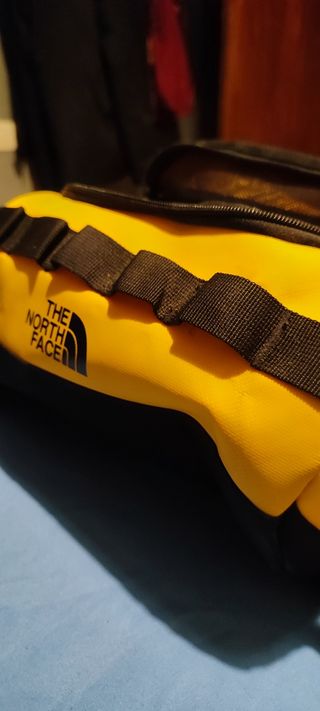 Riñonera The North Face Amarilla y Negra