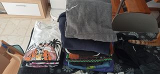 Abbigliamento per bambini bianco e multicolore