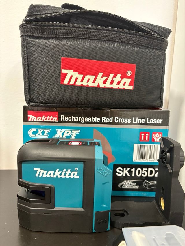 Láser Makita SK105DZ + Batería BL1021B