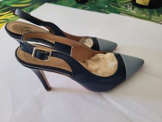 Zapatos de tacón Vanessa Wu azul y gris