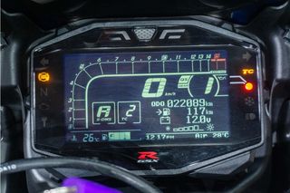 SUZUKI GSX R 1000 R **ESCAPE AKRAPOVIC**SHOWA**BREMBO**