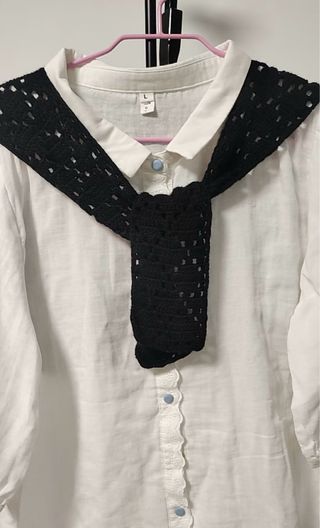 Chal negro tejido a mano por encargo