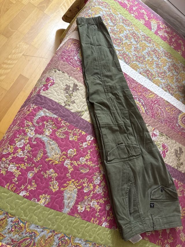 Pantalón cargo caballero verde caqui