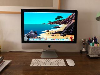 Imac Apple con Teclado y Ratón Originales