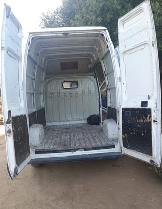 Se hacen mudanzas,porte y todo tipo de limpieza 