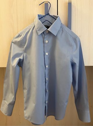 Traje de niño azul para eventos