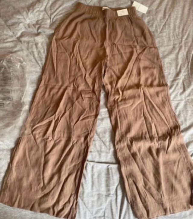 Pantalón ancho Abercrombie & Fitch beige XS