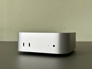 Mac Mini M4 Pro 12/16/12 64GB 2TB comprado 12/2024
