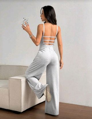 Mono deportivo gris