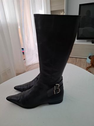 Botas altas Lola Cruz negras