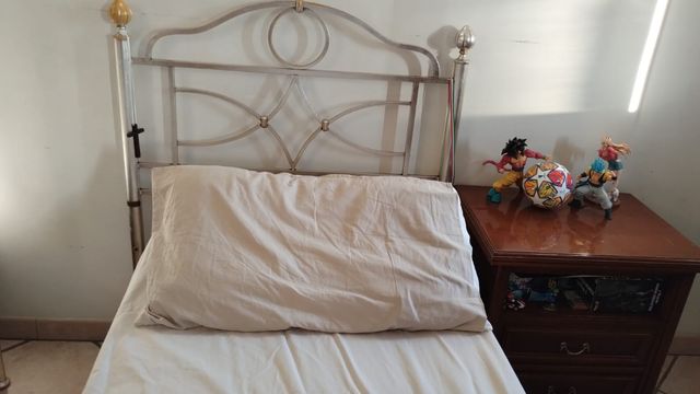 2 ringhiere per letti singoli in argento 