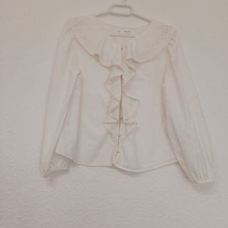 Camisa Zara volantes y cuello bordado, talla 13-14
