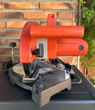 Ingletadora FAIRLINE-JSM 1400