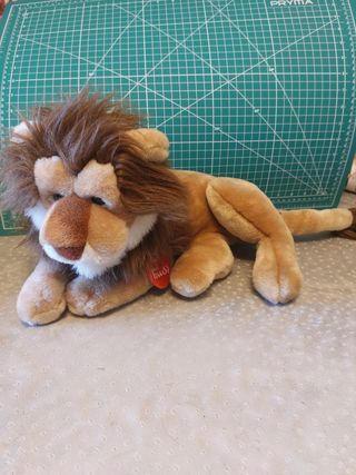 Peluche Leone Trudi