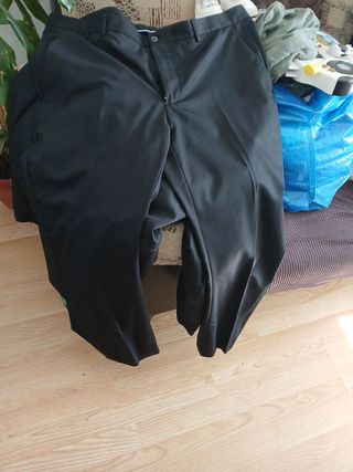 Traje de hombre negro