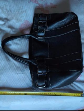 Bolso de piel negro Acosta