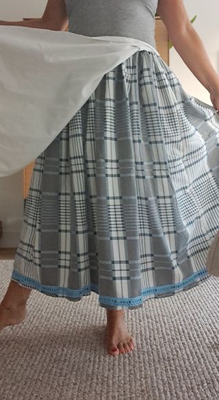 Falda 82cm, delantal y pañuelo, casera,regional,
