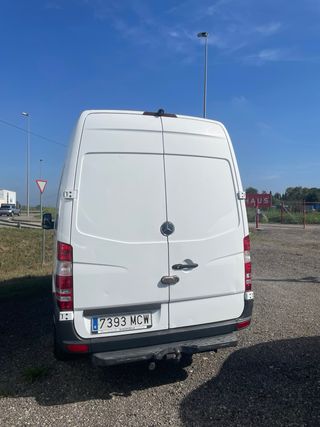 Mercedes-Benz Sprinter 2012